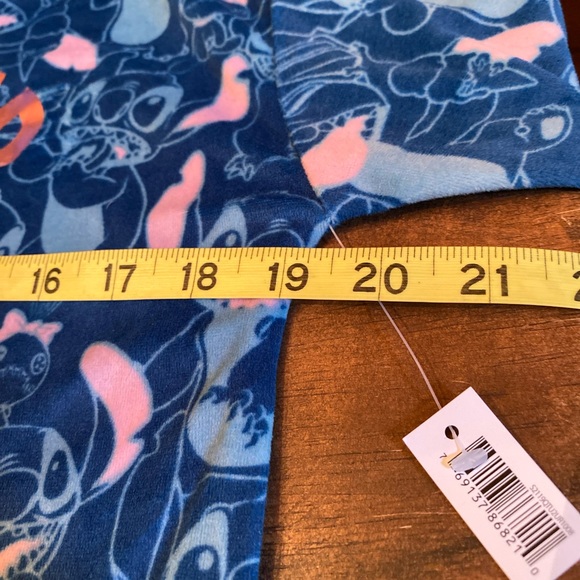 💥Disney Stitch PJ Top with Socks💥 NWT - Picture 10 of 11